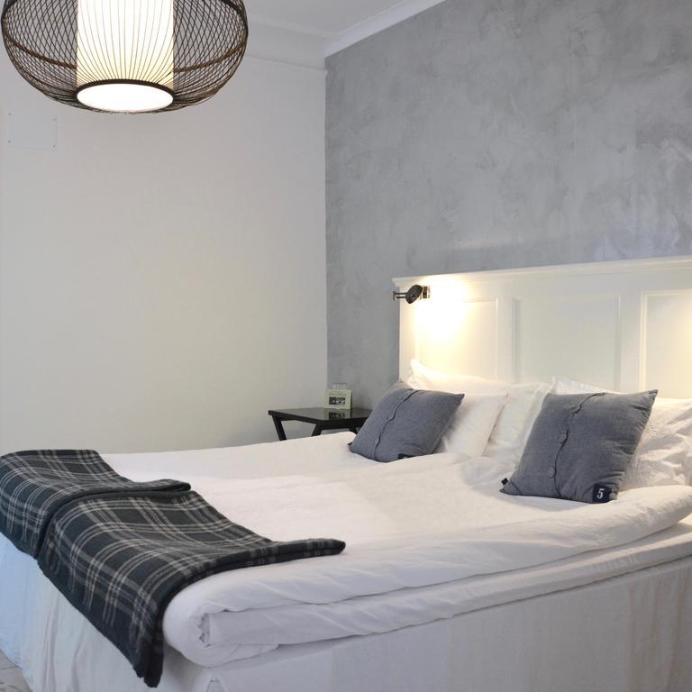 Hallfreda Hotell Endre Buitenkant foto
